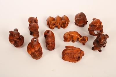 Ten Japanese carved boxwood