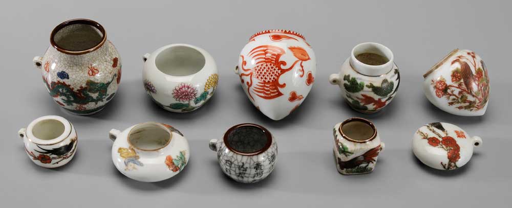 Ten Porcelain Bird Feeders Chinese: