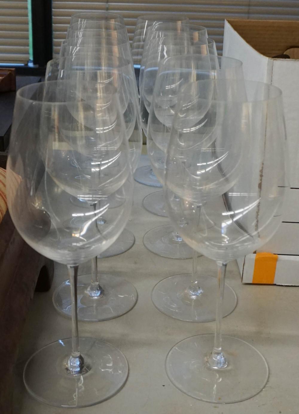 TEN RIEDEL STEM PINOT NOIRS H: 11