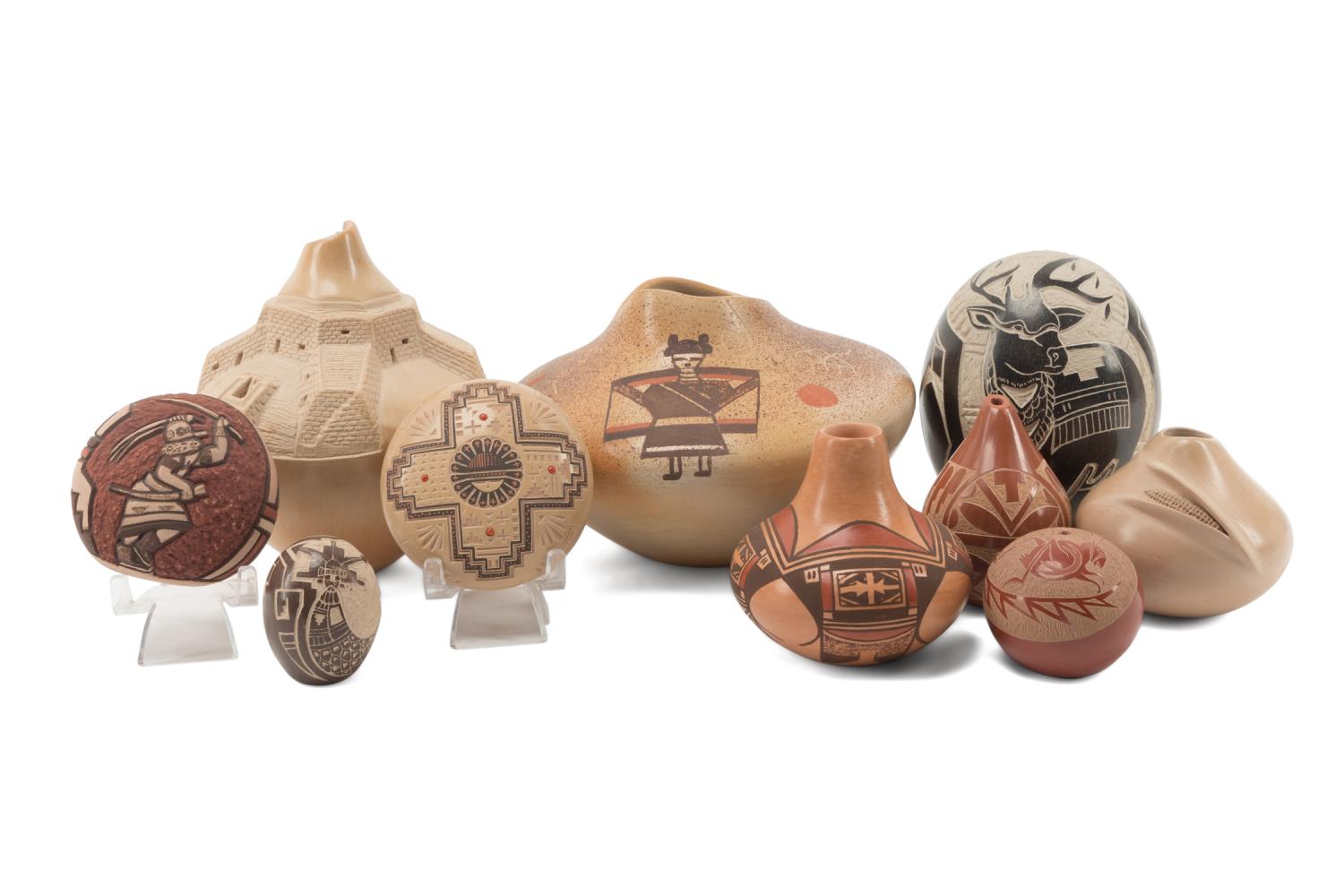 TEN SMALL NATIVE AMERICAN POTS,