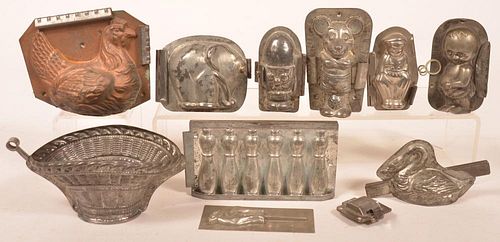 TEN VARIOUS FIGURAL CHOCOLATE