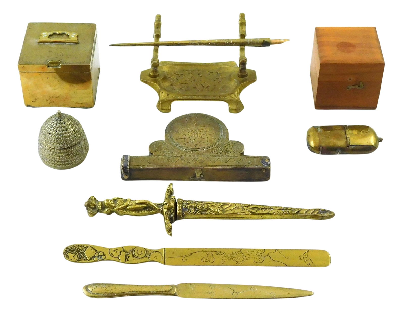 TEN WRITING AND DESK ACCESSORIES,