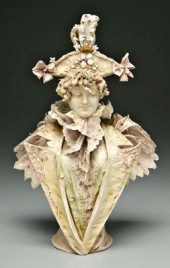 Teplitz porcelain bust, smilin