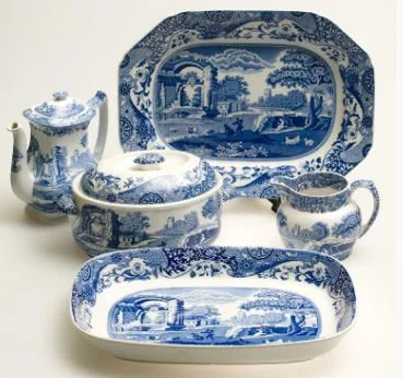 COPELAND-SPODE DINNER SERVICE