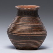 Terra Cotta Vase a neolithic t