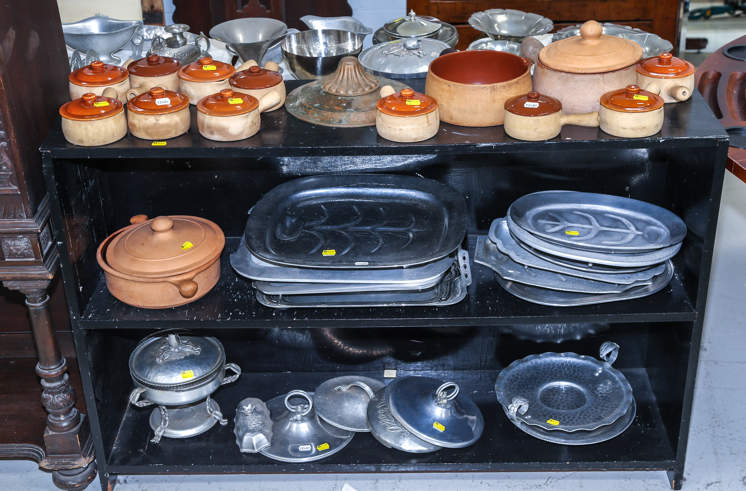TERRACOTTA BAKLNG DISHES & ALUMINUM
