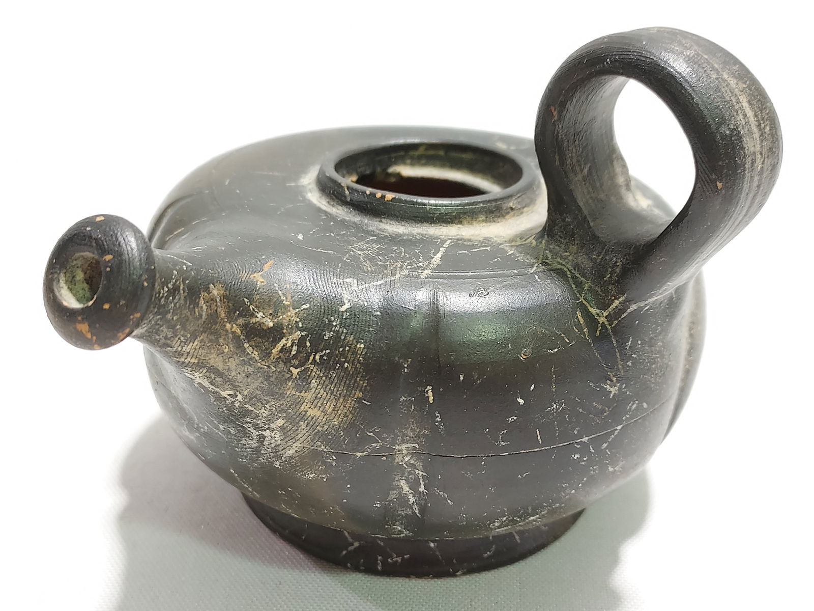 TERRACOTTA GUTTUS, POSSIBLY APULIAN