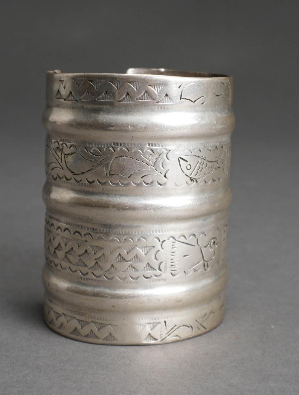 TESTED SILVER ZOOMORPHIC ARM