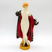 THE BATHER HN1238 - ROYAL DOUL