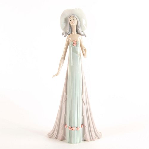 THE DEBUTANTE 1001431 - LLADRO