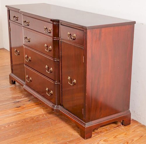 THE GEORGETOWN GALLERIES MAHOGANY