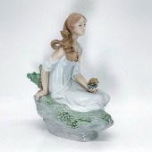THE MUSE 1007703 LTD. - LLADRO