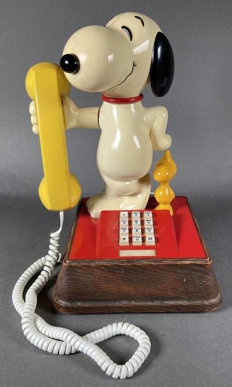 THE SNOOPY AND WOODSTOCK PHONE