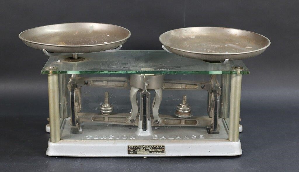 THE TORSION BALANCE CO. SCALE