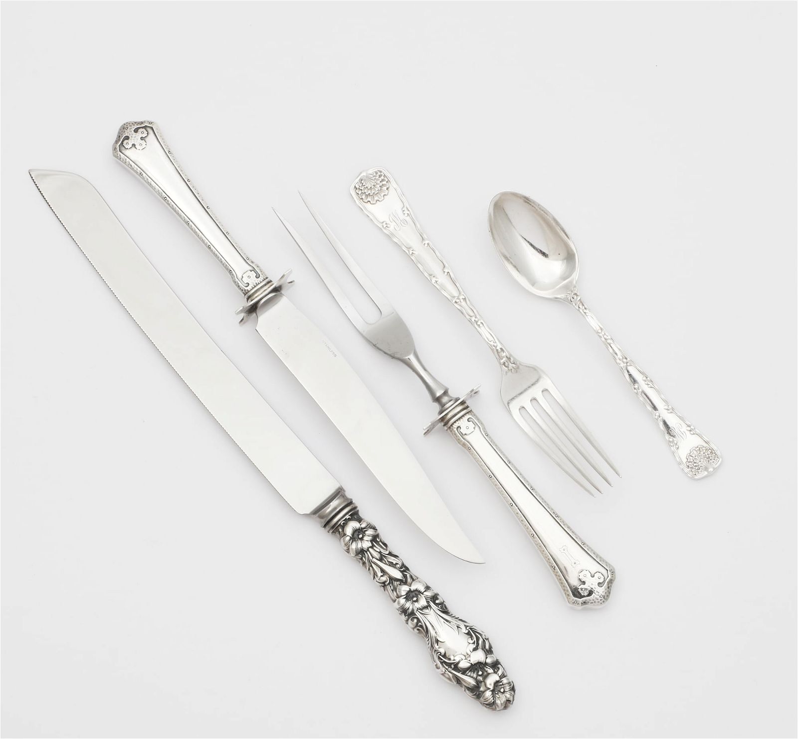 THIRTEEN PIECE GROUP OF AMERICAN