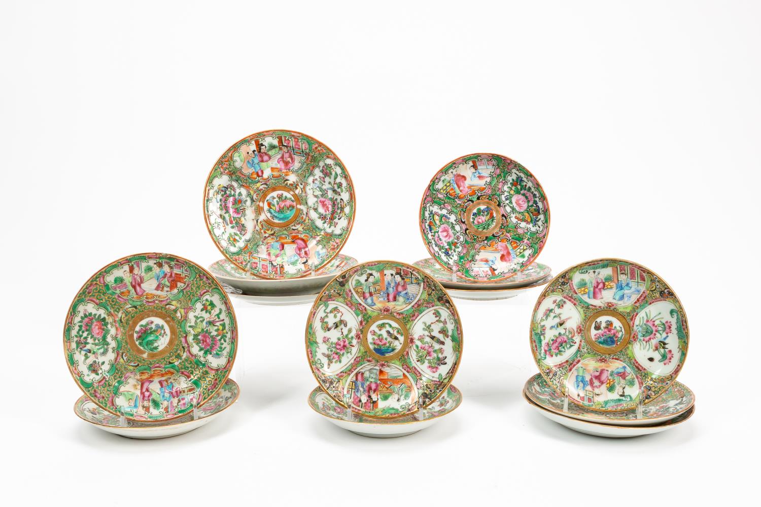 THIRTEEN VARIOUS ROSE MEDALLION
