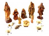 THIRTEEN VINTAGE FIGURINES, DE
