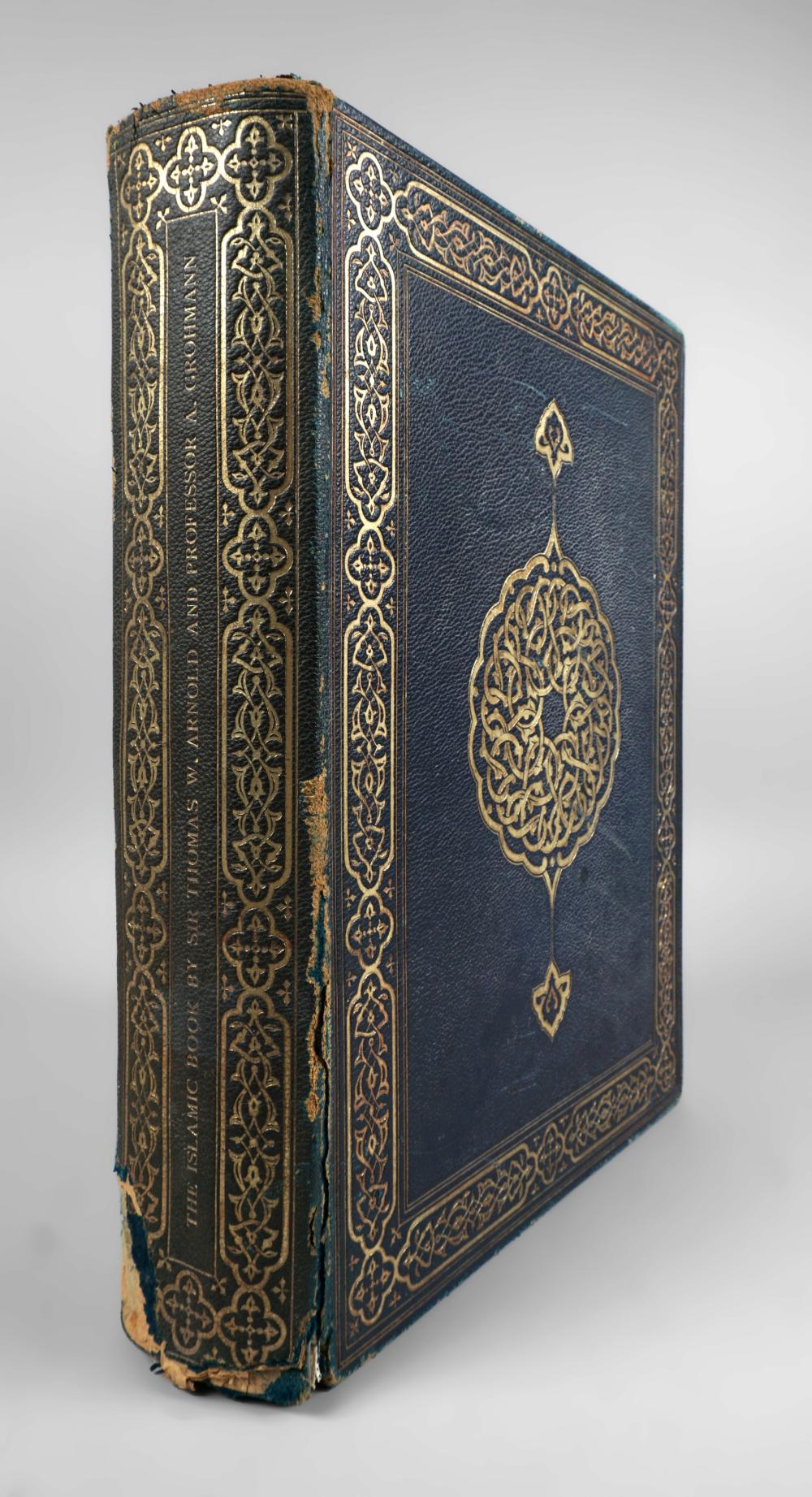 THOMAS ARNOLD. THE ISLAMIC BOOK.