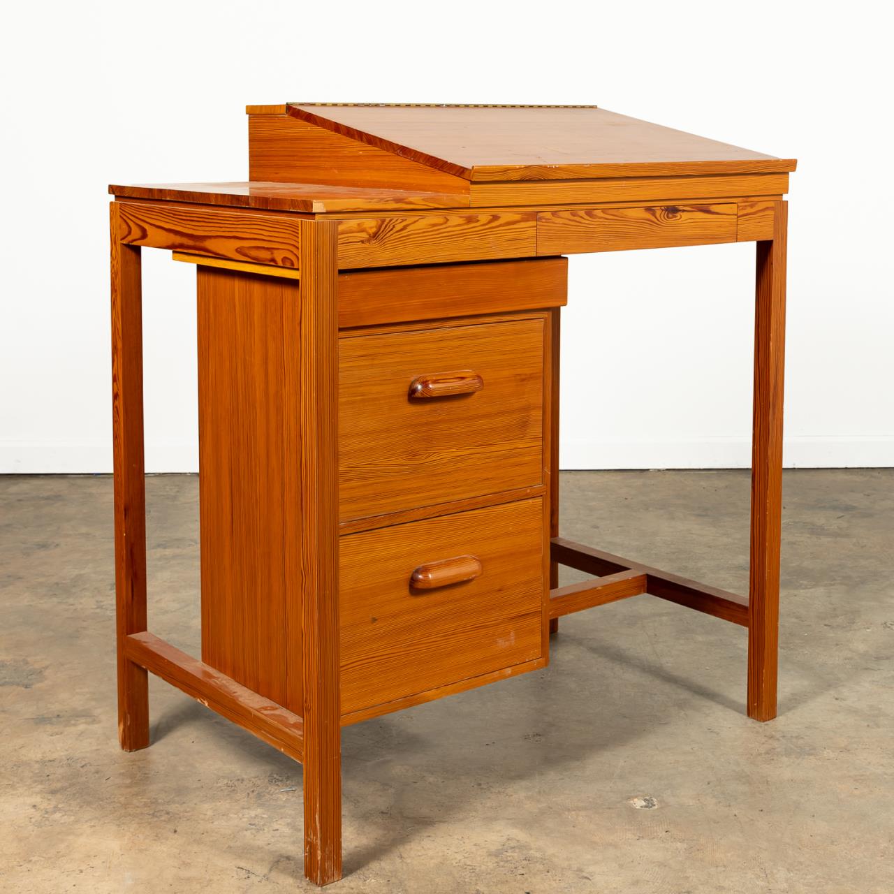 THOMAS MOSER STYLE PINE ARCHITECT'S