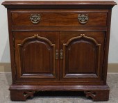 THOMASVILLE CHERRY FINISH BEDS