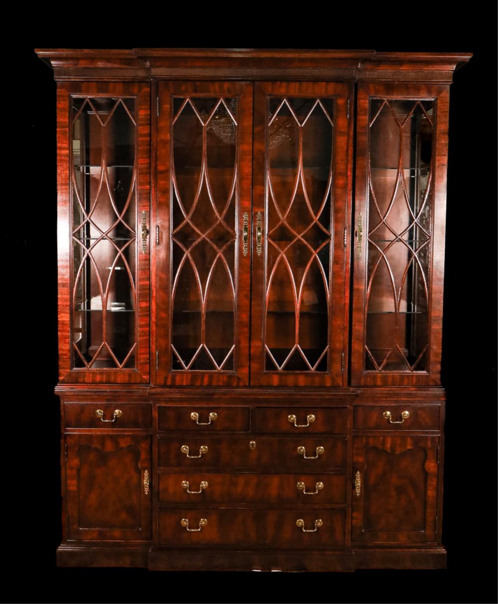 THOMASVILLE MAHOGANY BREAKFRONT