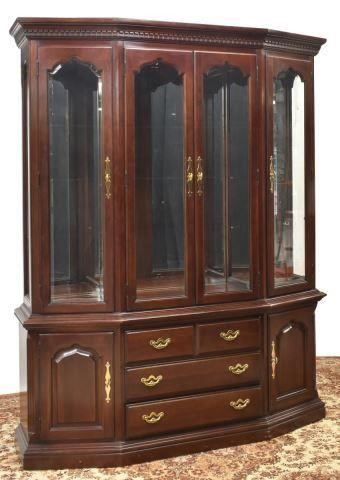 THOMASVILLE MAHOGANY DISPLAY /