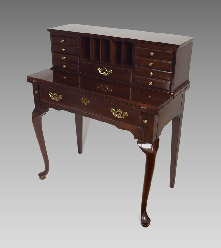 THOMASVILLE MAHOGANY LADIES WRITING