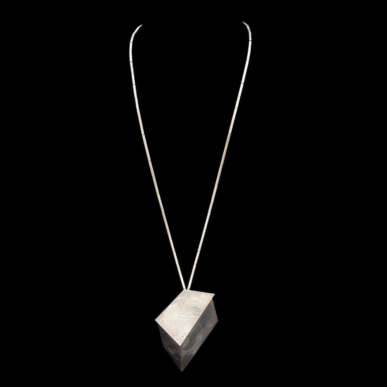 THREADGILL STERLING & 22K STUDIO