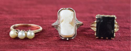 THREE 14 KARAT GOLD RINGS14 Karat