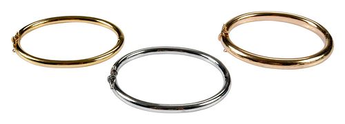 THREE 18KT. BRACELETShinged