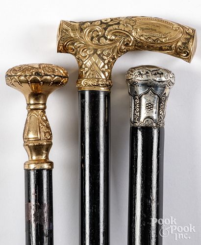 THREE ANTIQUE CANESThree antique