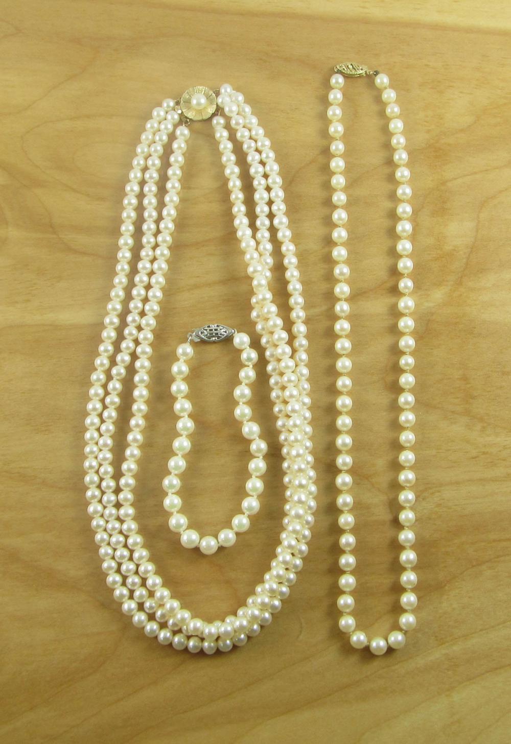 THREE ARTICLES OF PEARL AND