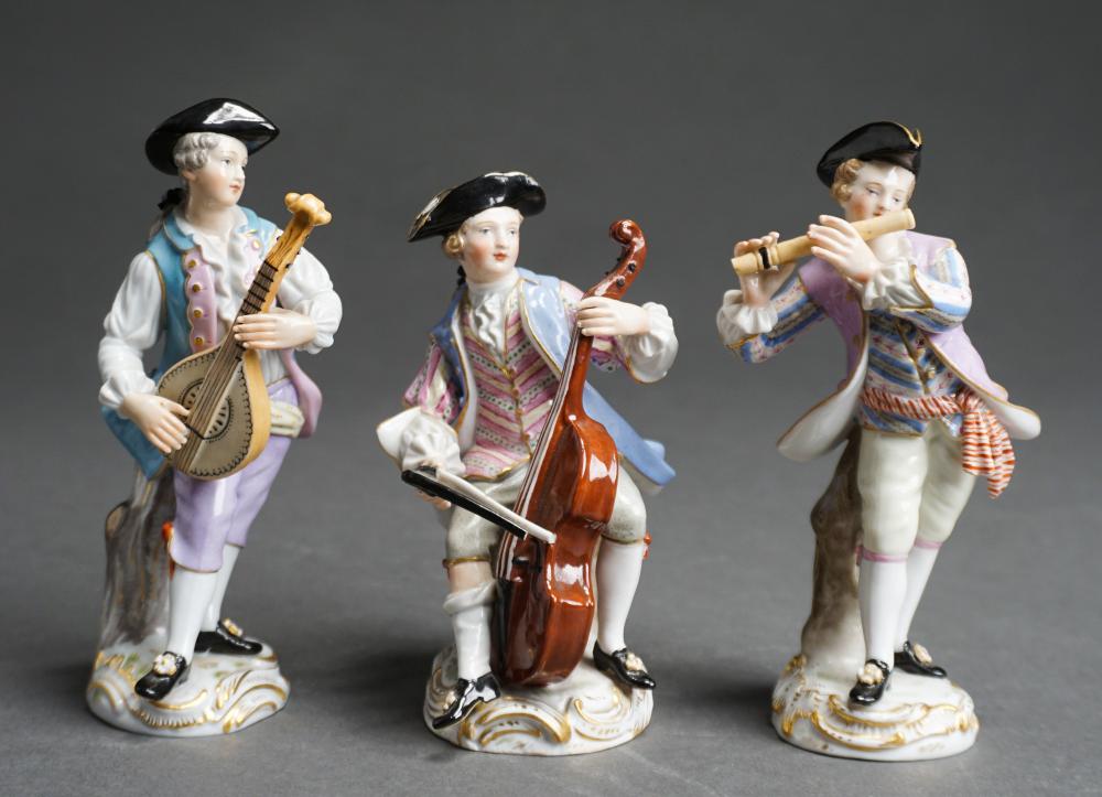 THREE ASSORTED MEISSEN FIGURINES OF