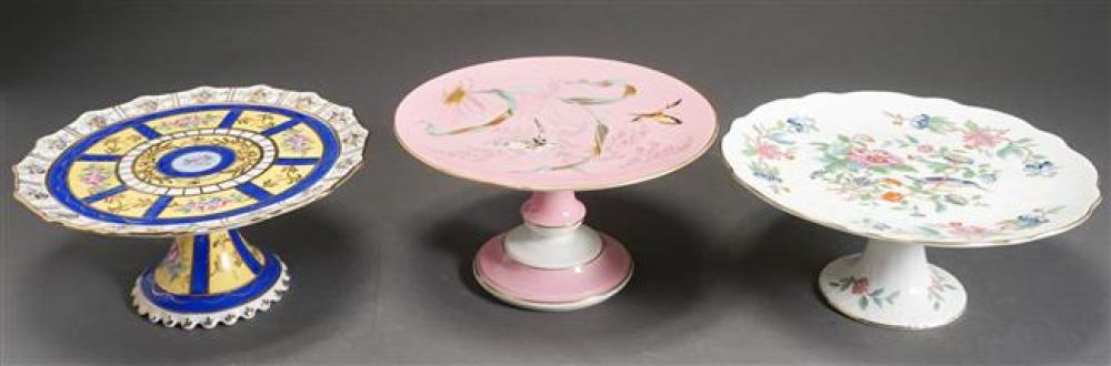 THREE ASSORTED PORCELAIN CAKE
