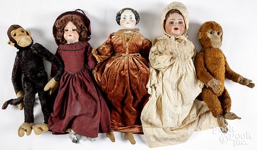 THREE BISQUE HEAD DOLLSThree bisque