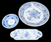 THREE BLUE AND WHITE CHINESE P