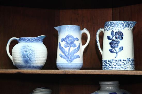 THREE BLUE AND WHITE STONEWARE