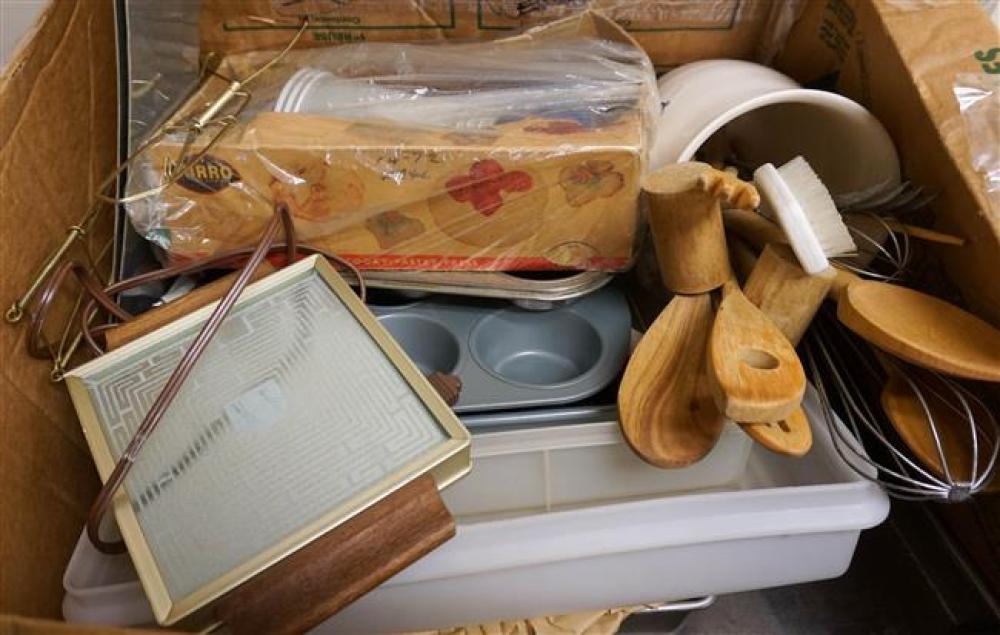 THREE BOXES WITH KITCHEN