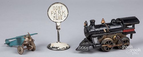 THREE CAST IRON TOYSThree cast iron