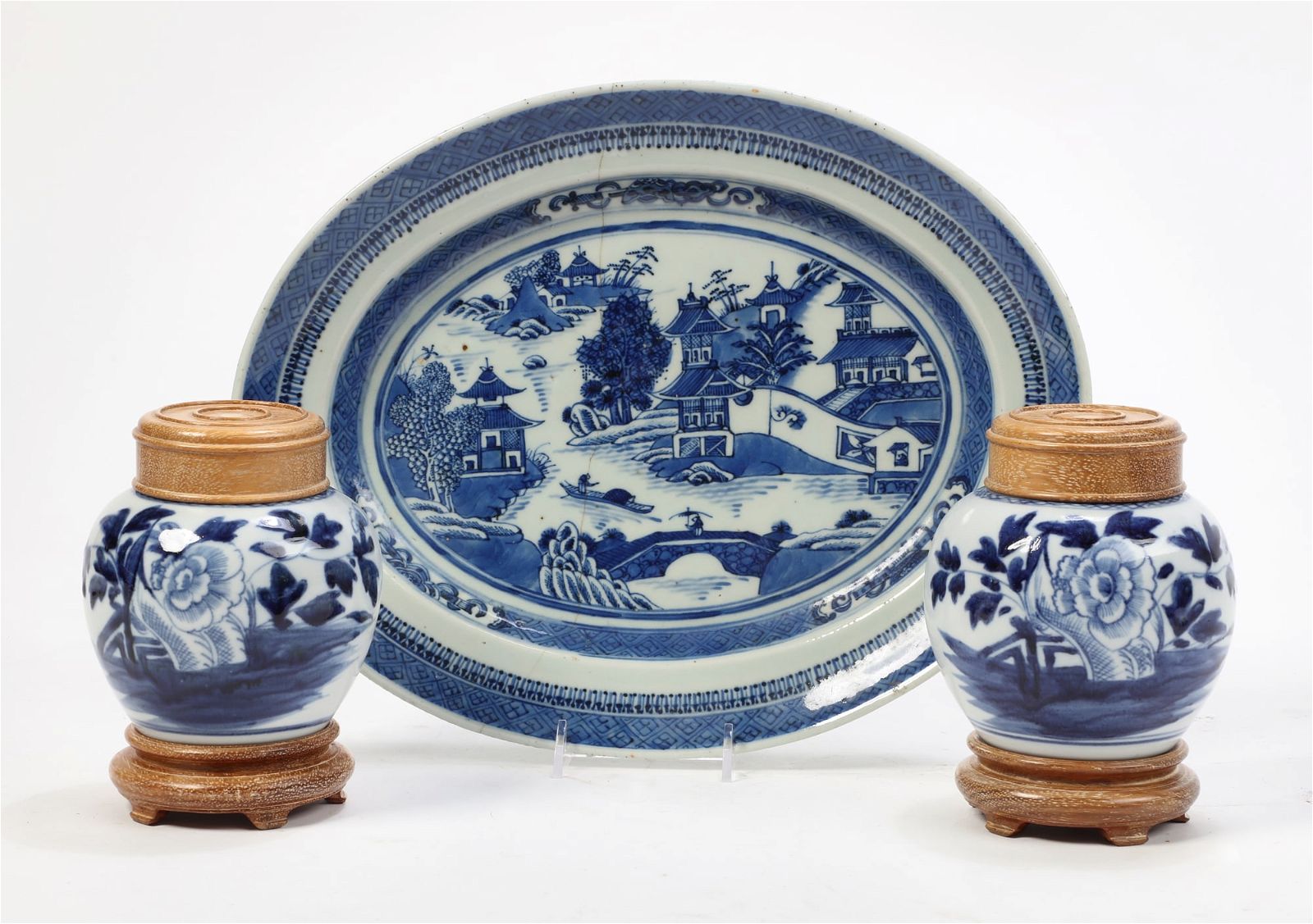 THREE CHINESE BLUE AND WHITE EXPORT