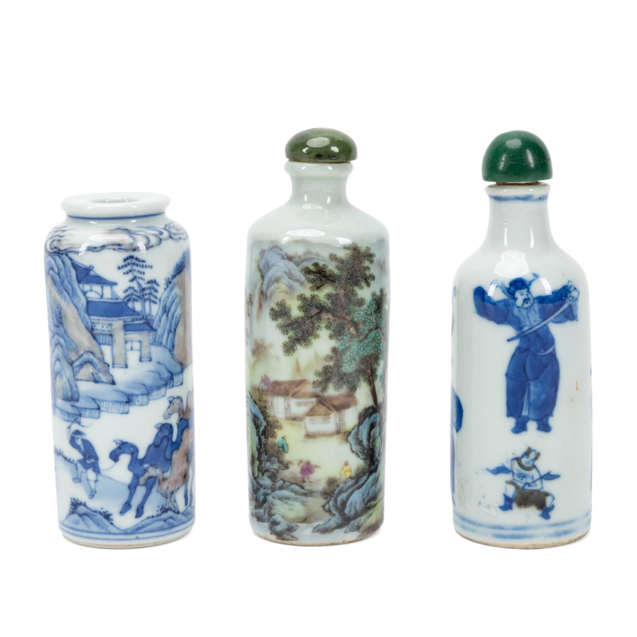 THREE CHINESE CERAMIC SNUFF BOTTLES