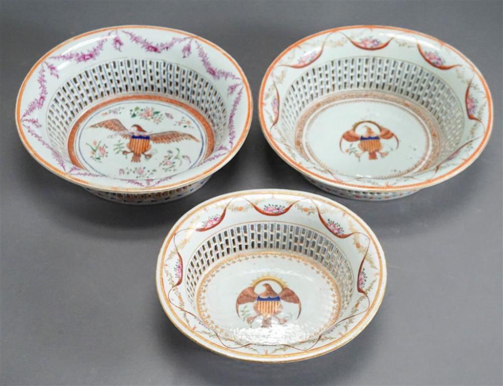 THREE CHINESE EXPORT FAMILLE ROSE