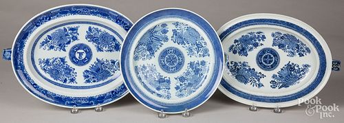THREE CHINESE EXPORT PORCELAIN