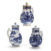 THREE CHINESE EXPORT PORCELAIN