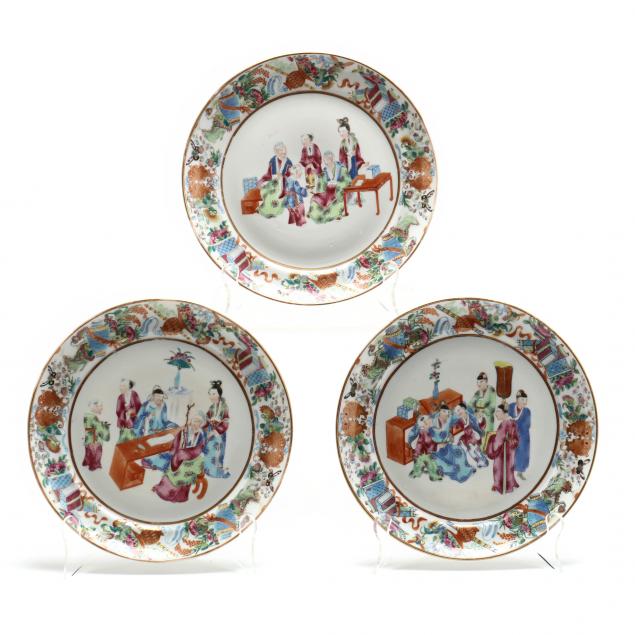 THREE CHINESE EXPORT PORCELAIN ROSE
