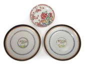 THREE CHINESE EXPORT PORCELAIN