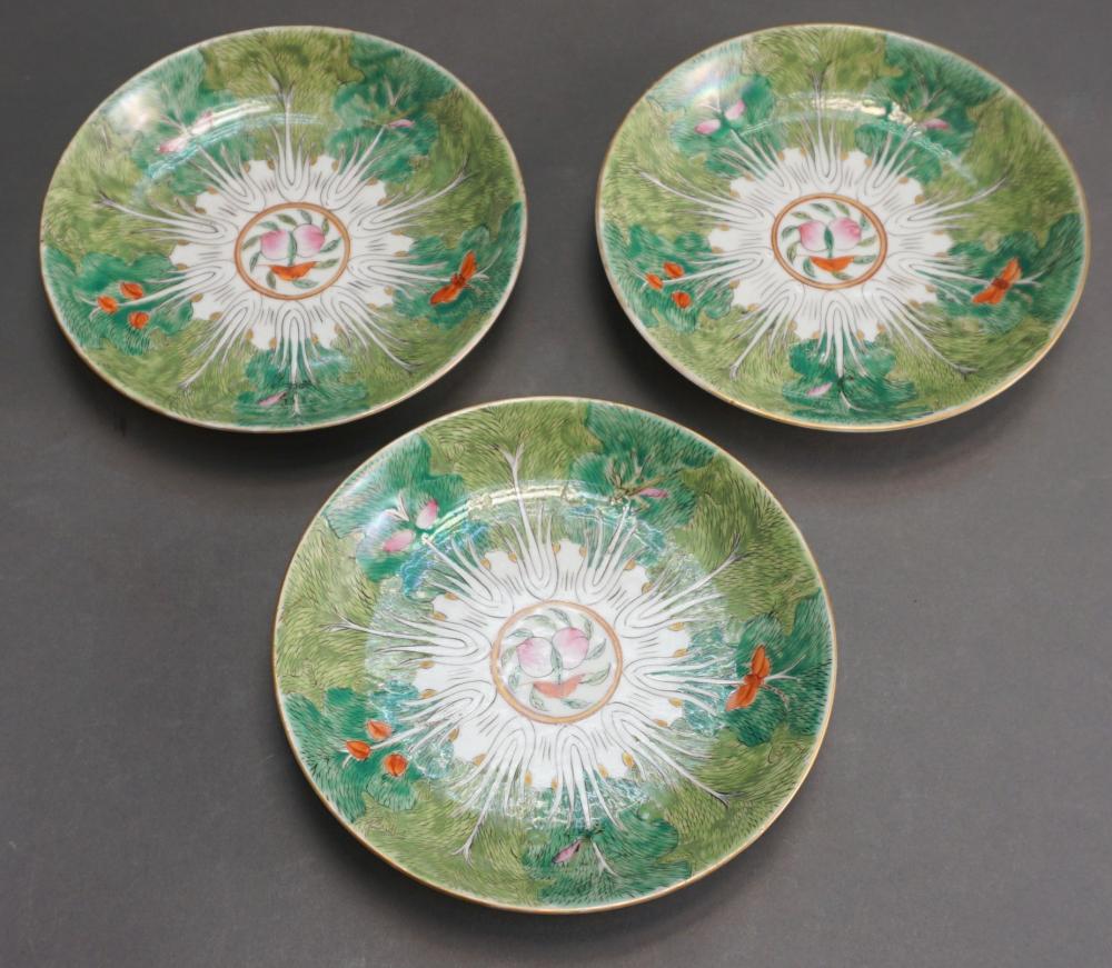 THREE CHINESE FAMILLE ROSE