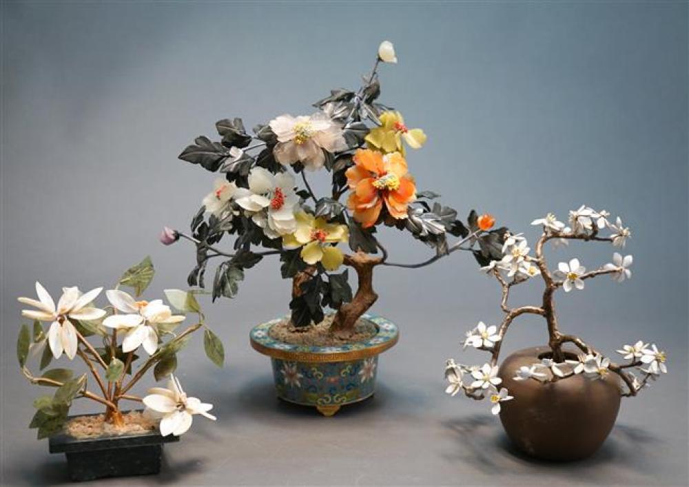 THREE CHINESE HARDSTONE AND
