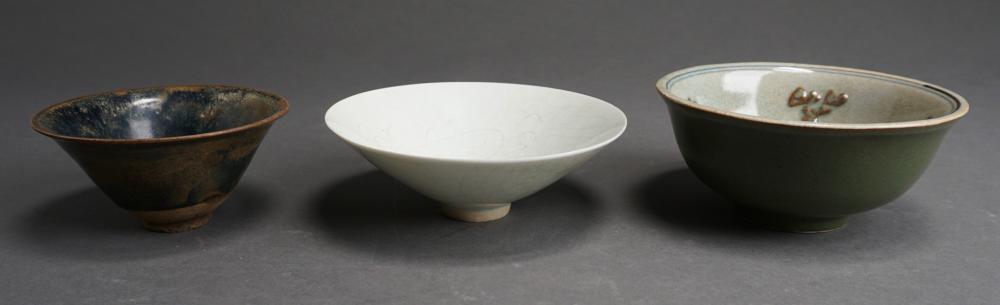 THREE CHINESE PORCELAIN