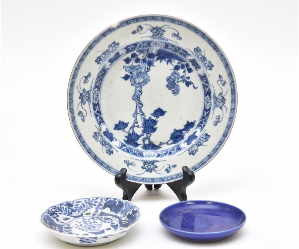 Three Chinese porcelain plates,